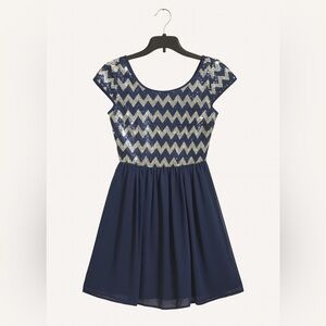 B. Darlin Juniors Navy & Silver Sequin Dress – Size 3/4 Cocktail Formal Prom